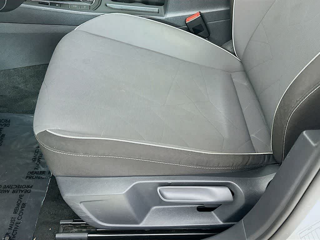 Thumbnail: 2025 Volkswagen Jetta - 27