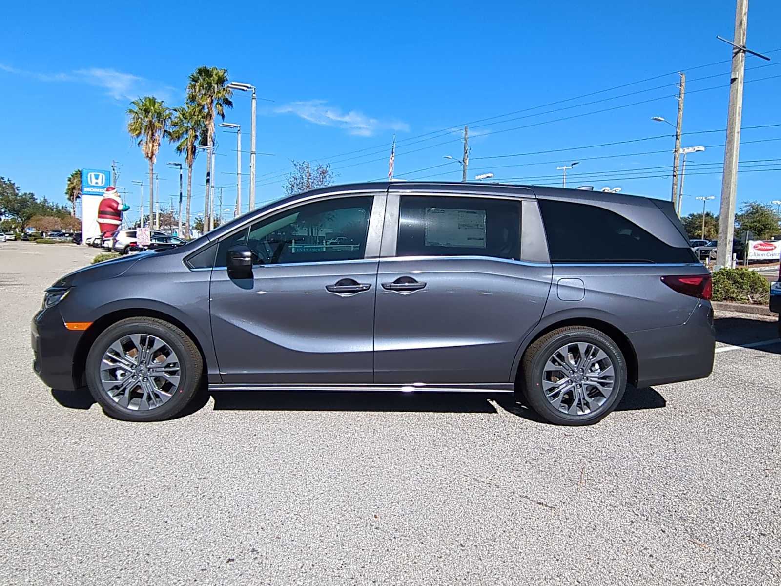 Thumbnail: 2025 Honda Odyssey - 3