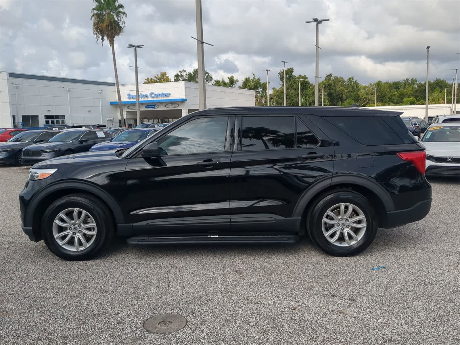 Thumbnail: 2021 Ford Explorer - 3