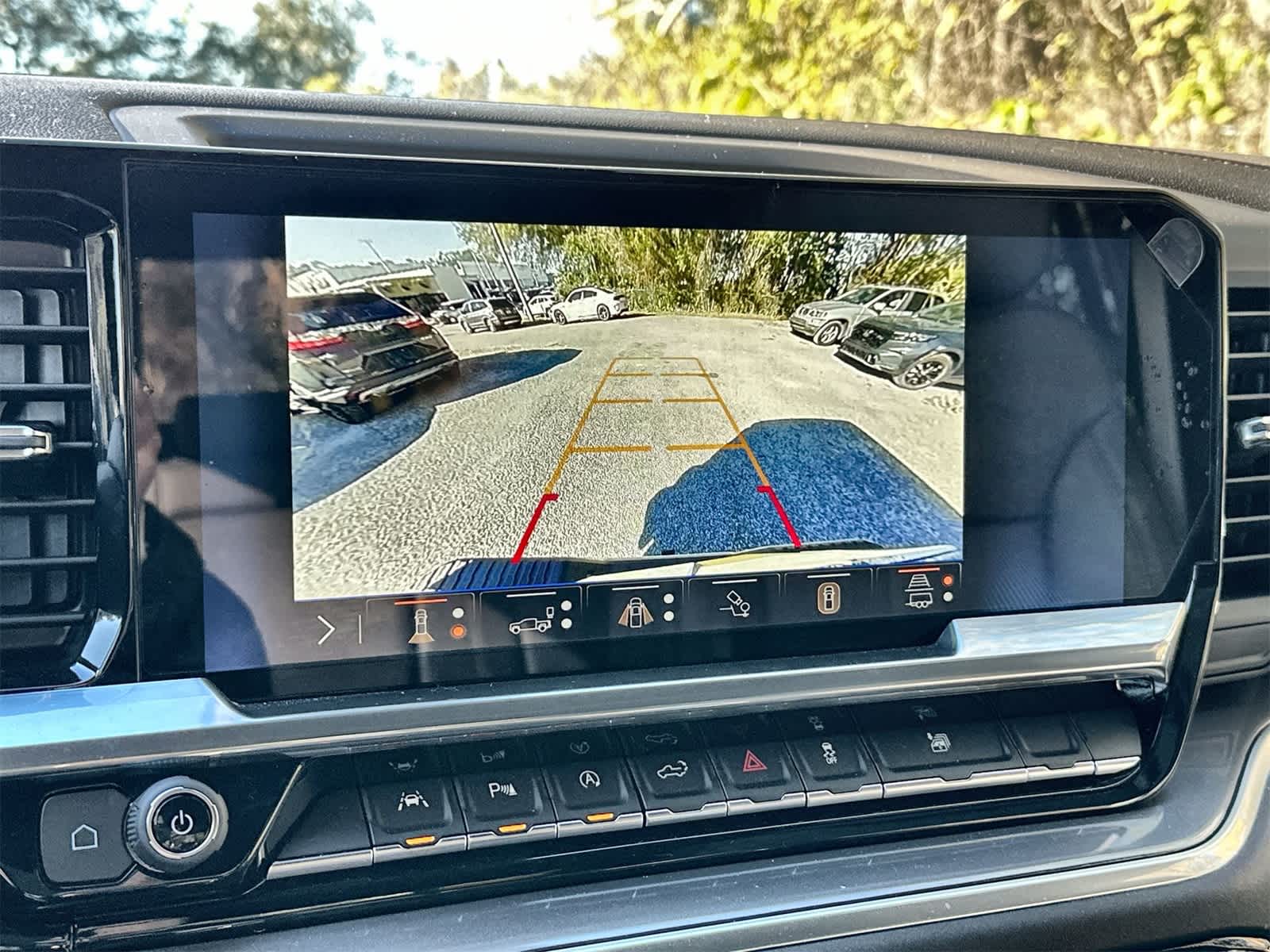 Thumbnail: 2025 Chevrolet Silverado 1500 - 21