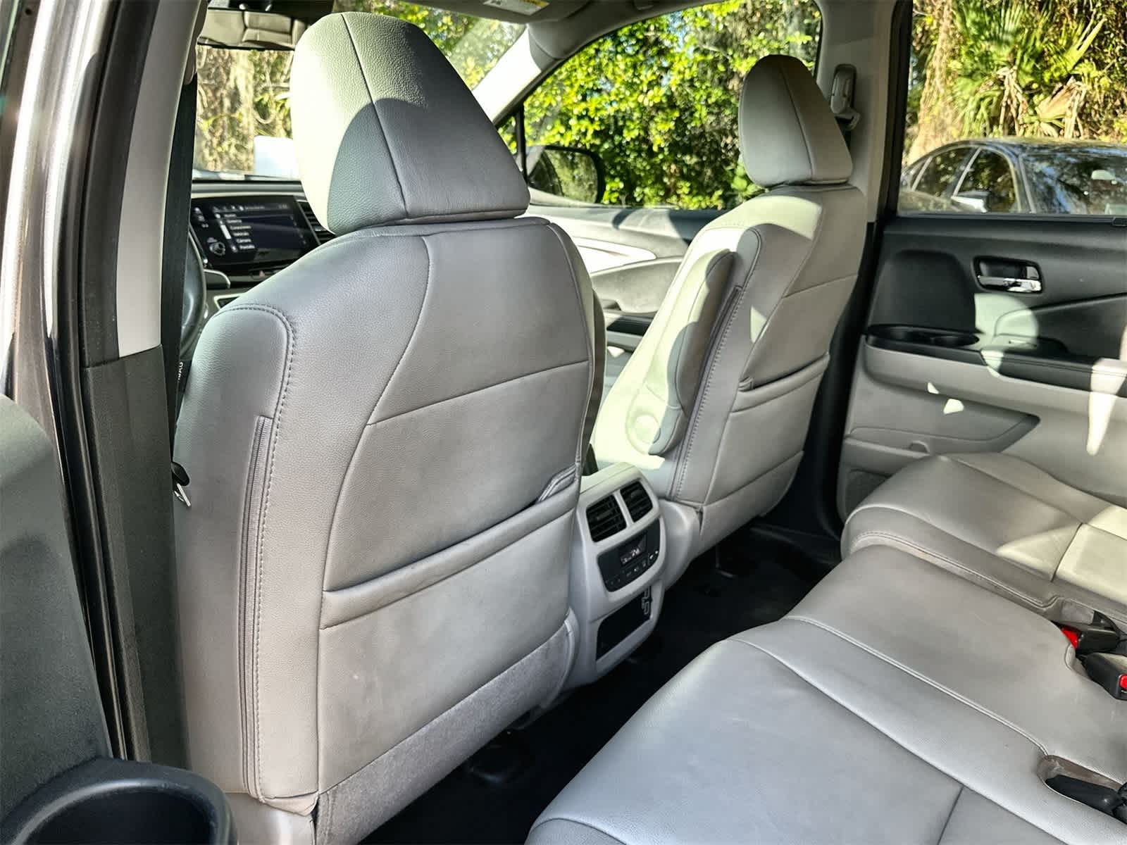 Thumbnail: 2020 Honda Pilot - 12