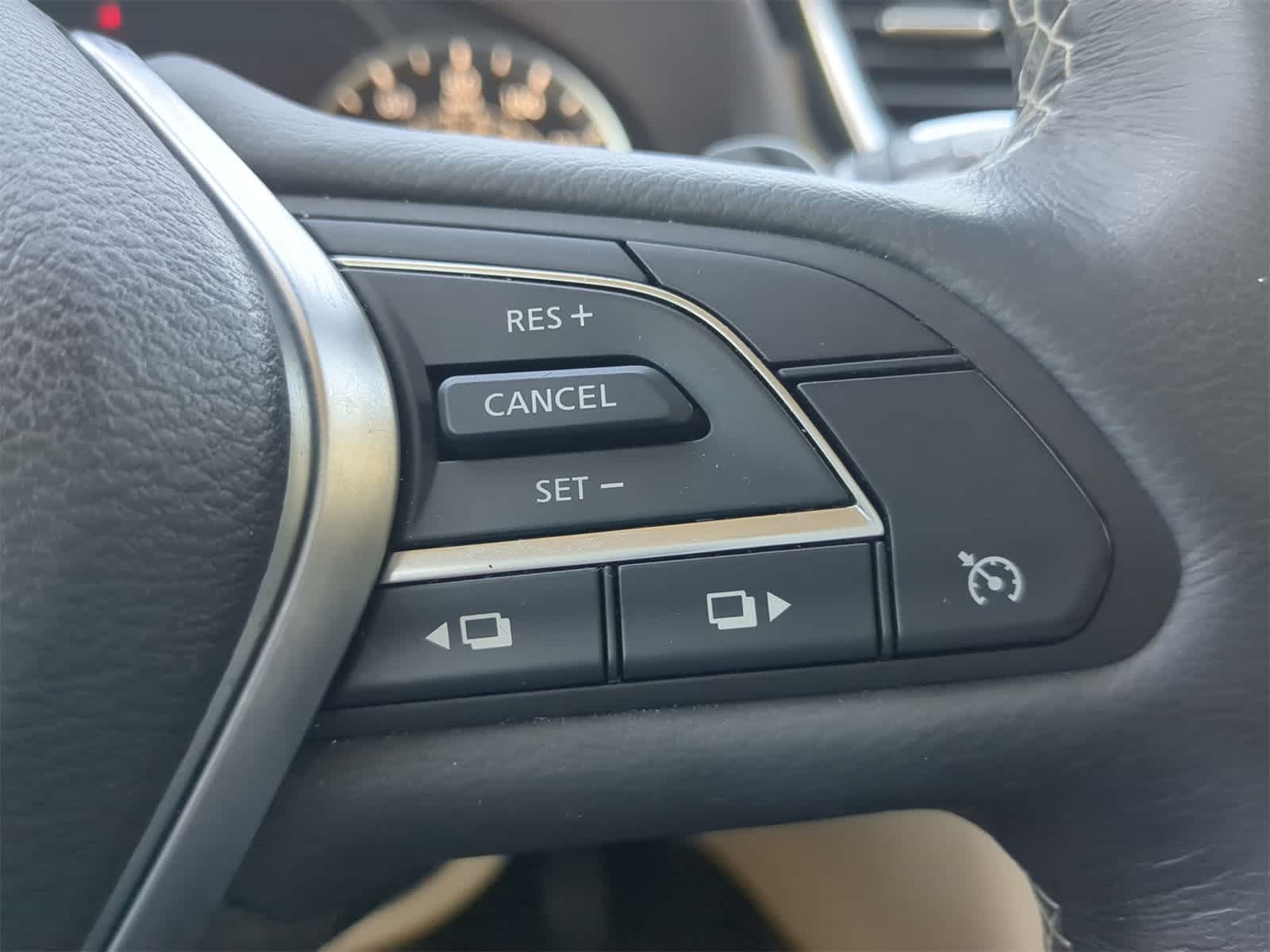 2019 INFINITI QX50 Essential 25