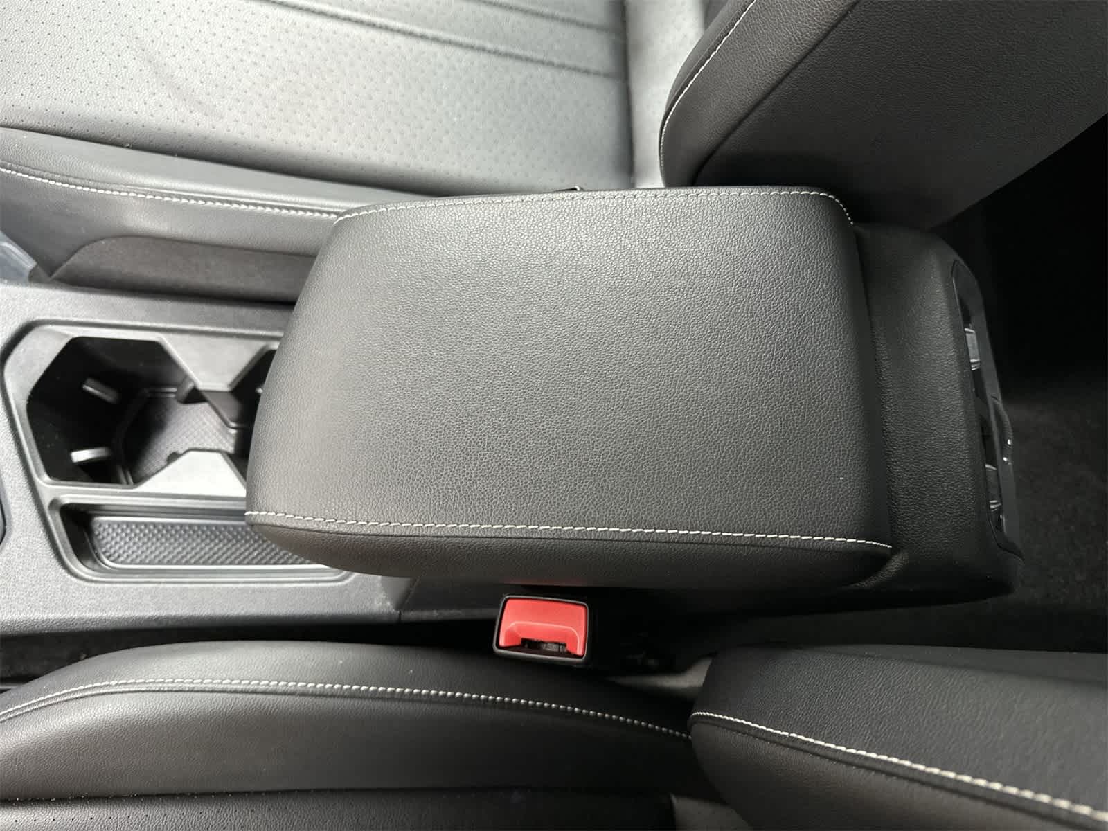 Thumbnail: 2024 Volkswagen Tiguan - 16