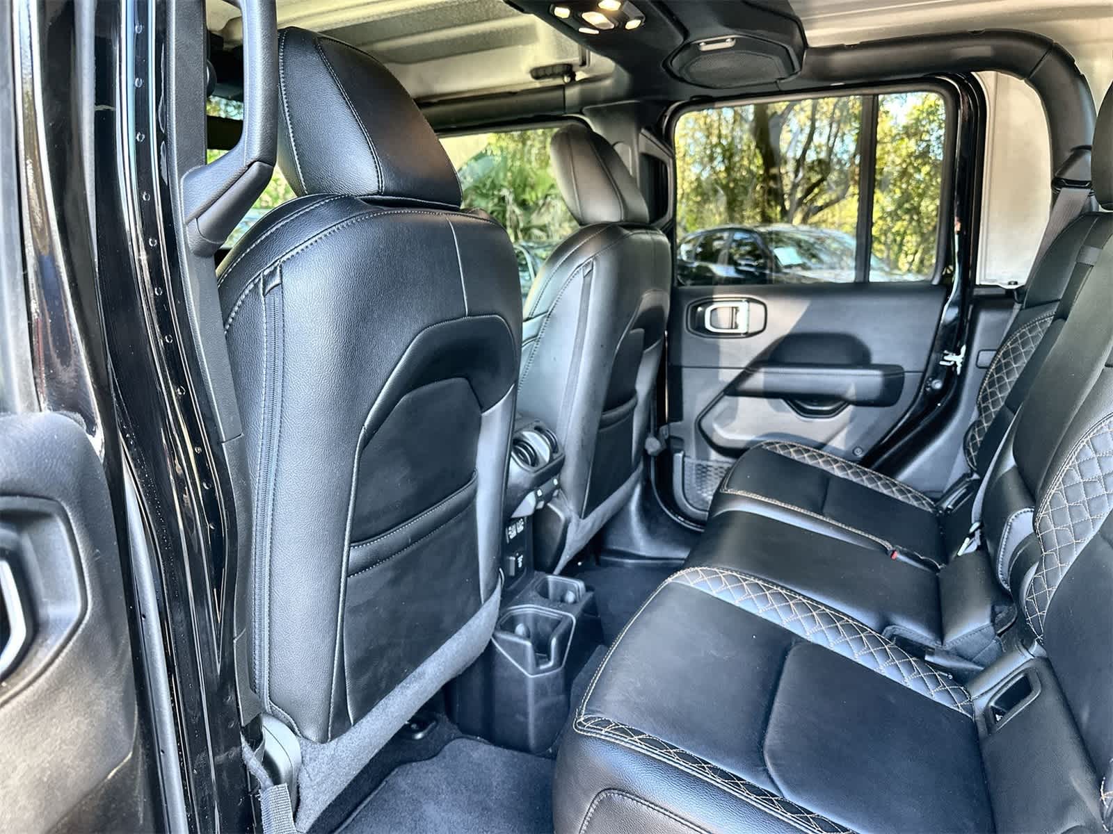 Thumbnail: 2023 Jeep Gladiator - 11