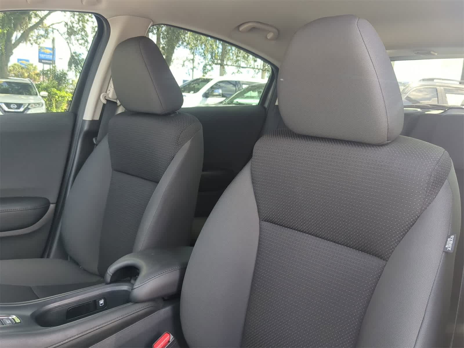 Thumbnail: 2022 Honda HR-V - 8
