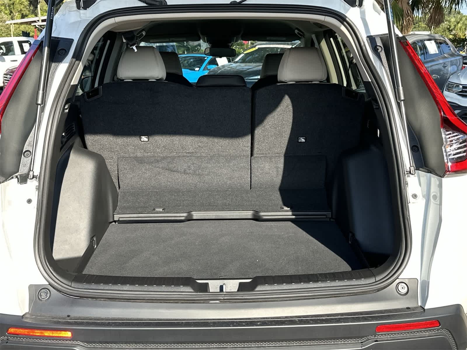 Thumbnail: 2025 Honda CR-V - 13