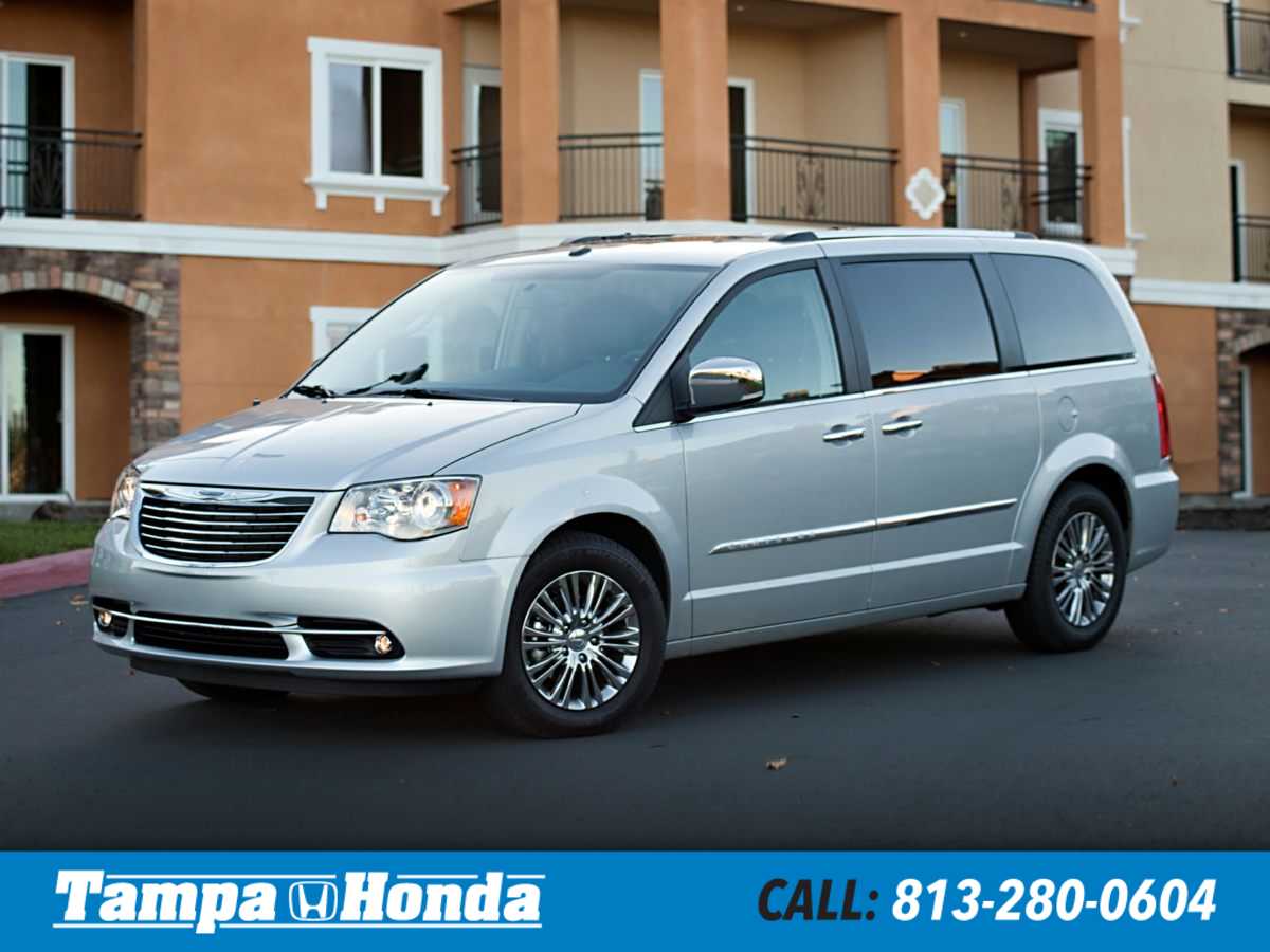 2014 Chrysler Town & Country Touring -
                  Tampa, FL