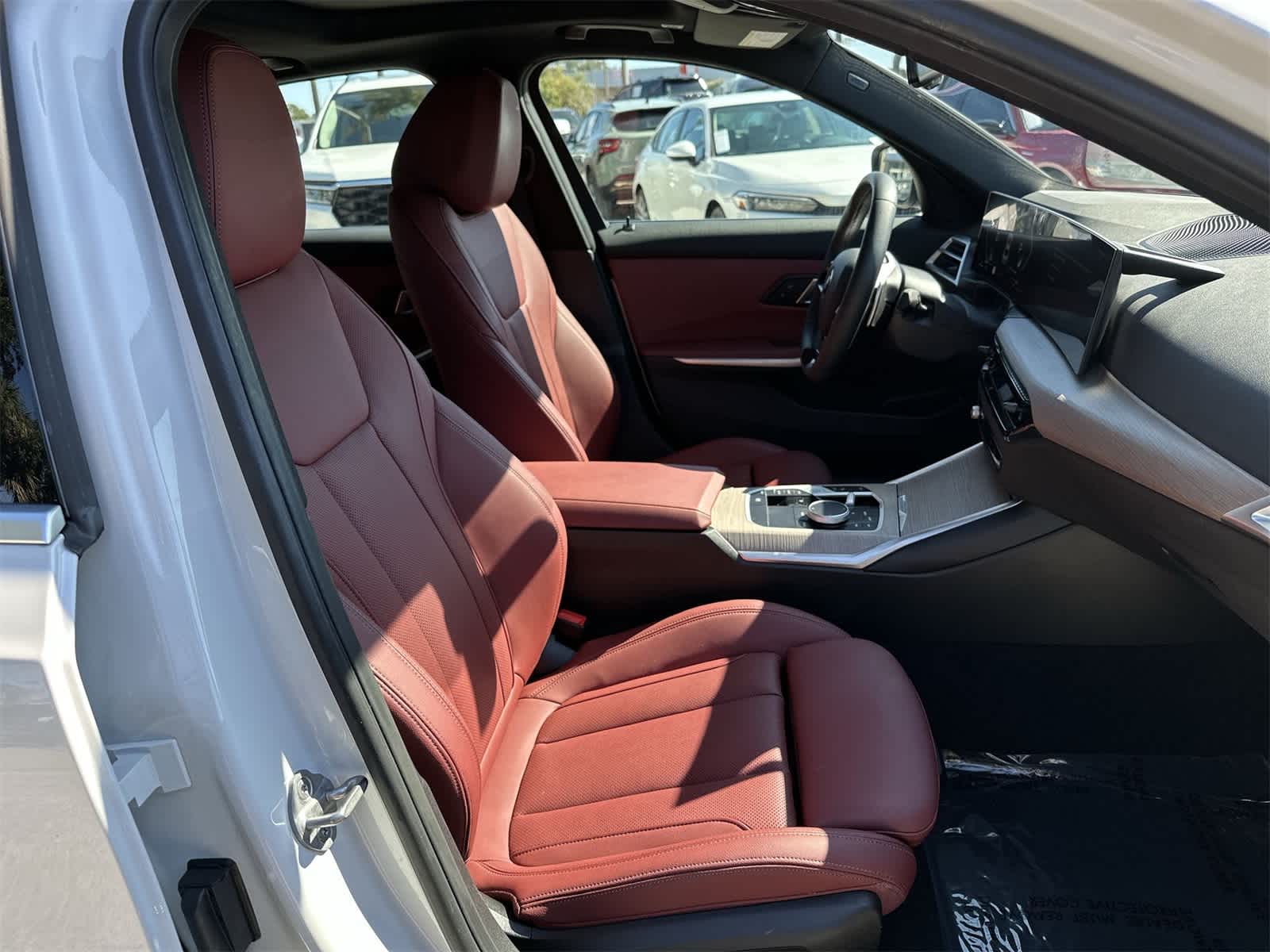 Thumbnail: 2025 BMW 3 Series - 14