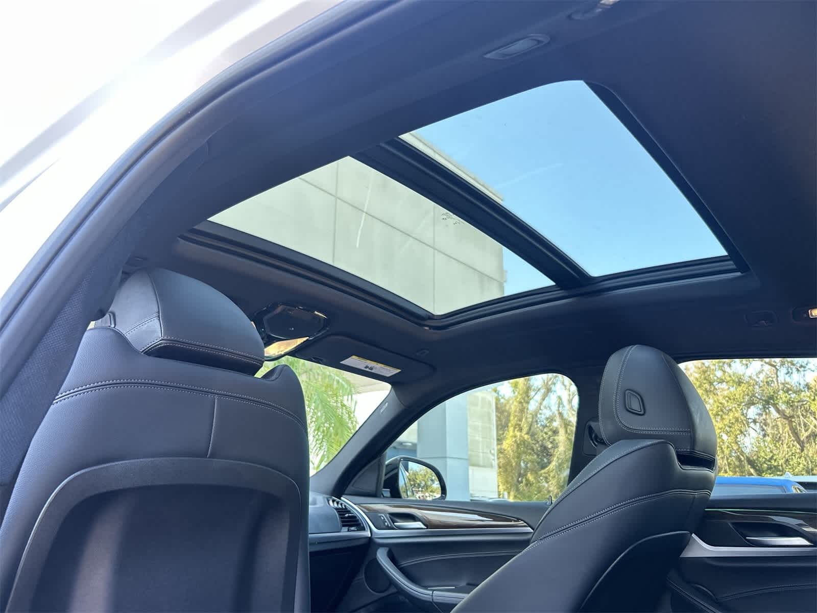 Thumbnail: 2021 BMW X4 - 23