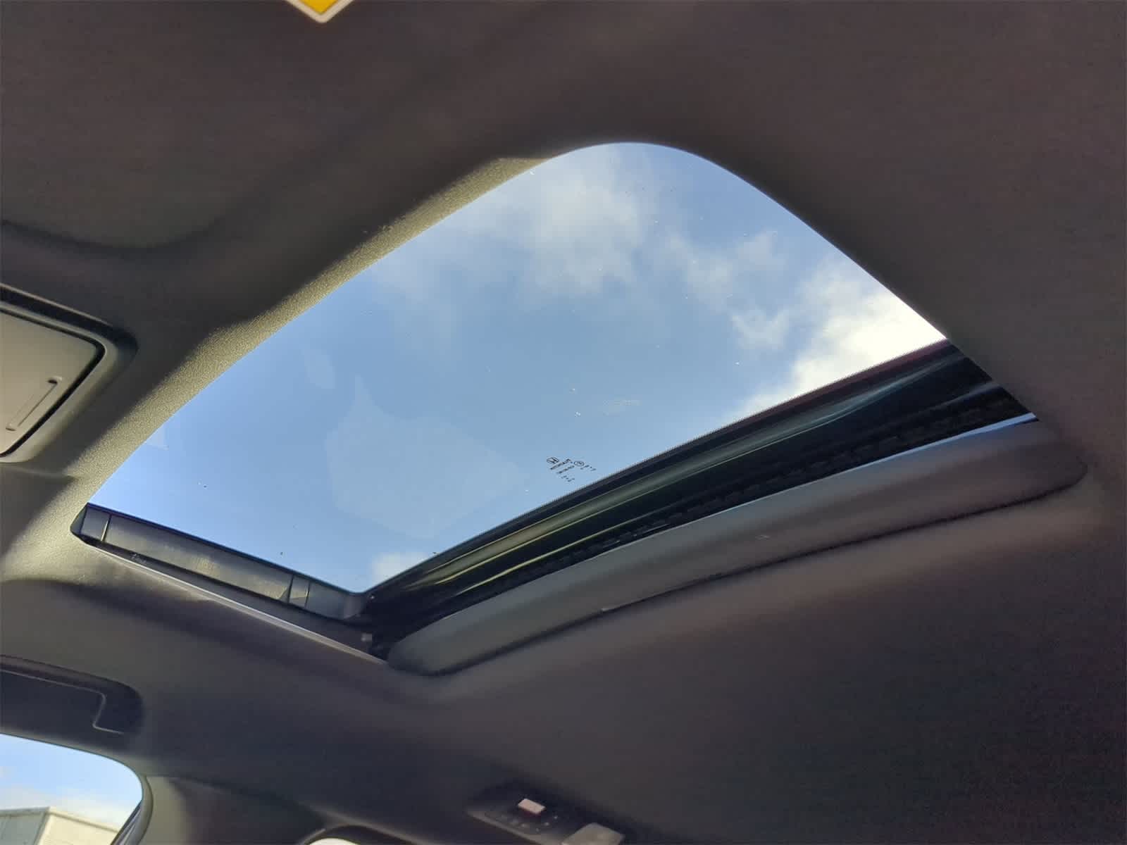 Thumbnail: 2024 Honda Odyssey - 17