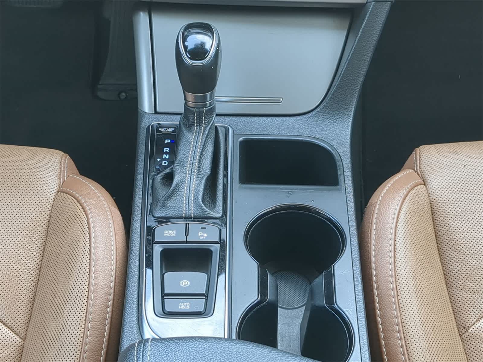 Thumbnail: 2015 Hyundai Sonata - 18