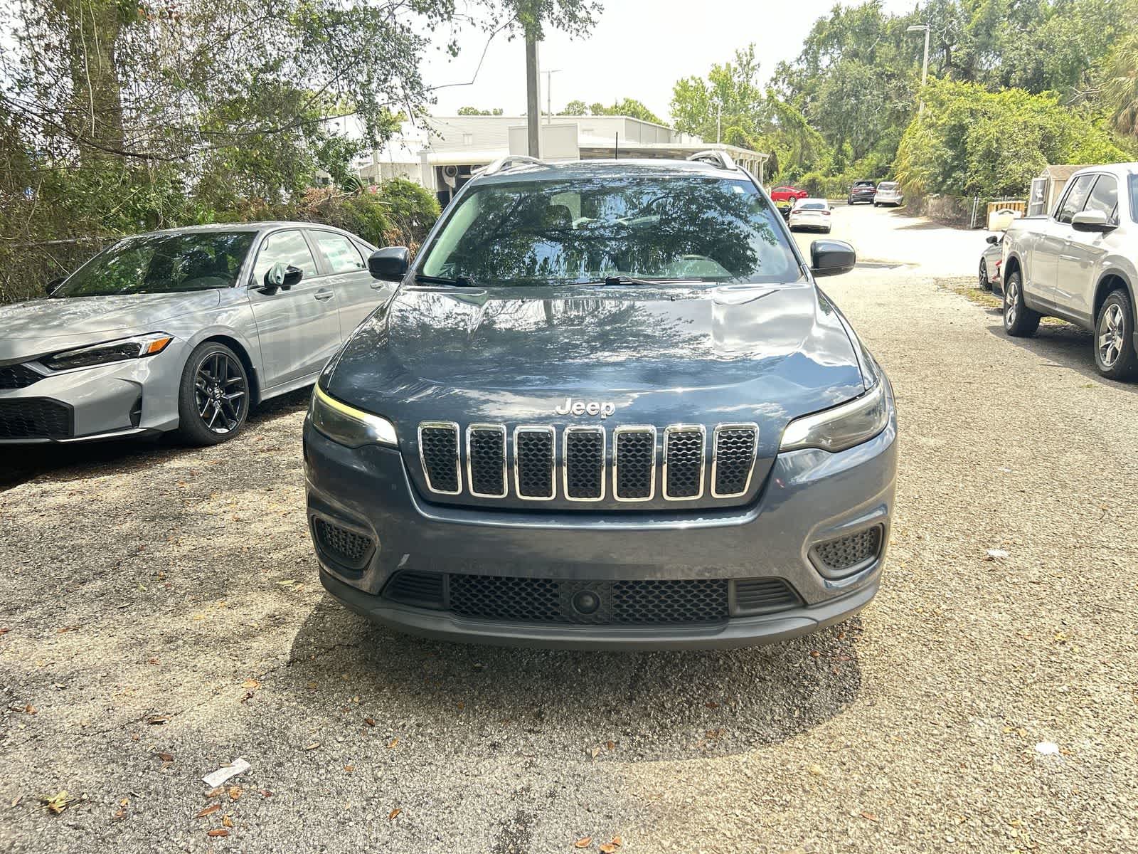 Thumbnail: 2021 Jeep Cherokee - 3