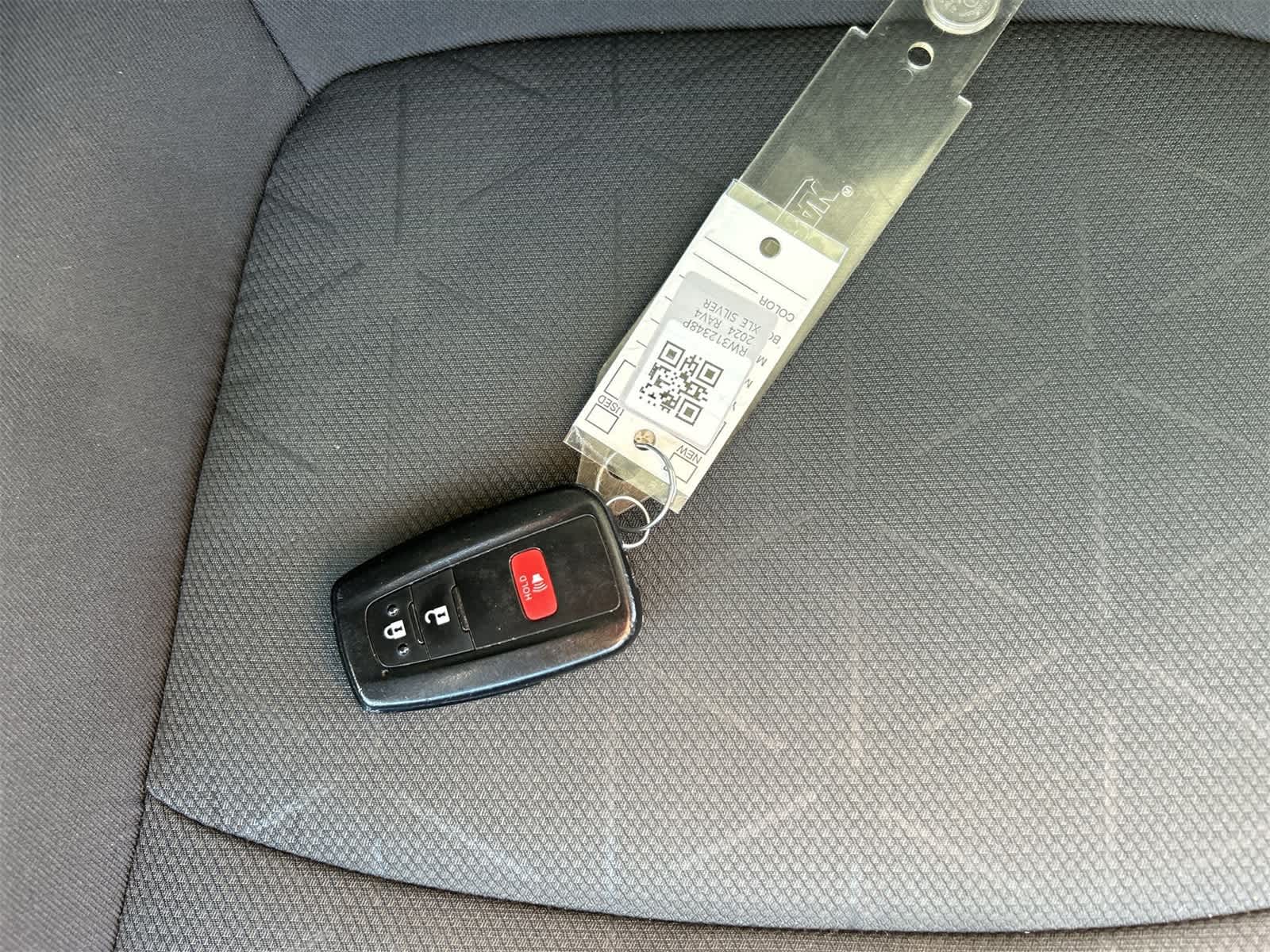 Thumbnail: 2024 Toyota RAV4 - 20