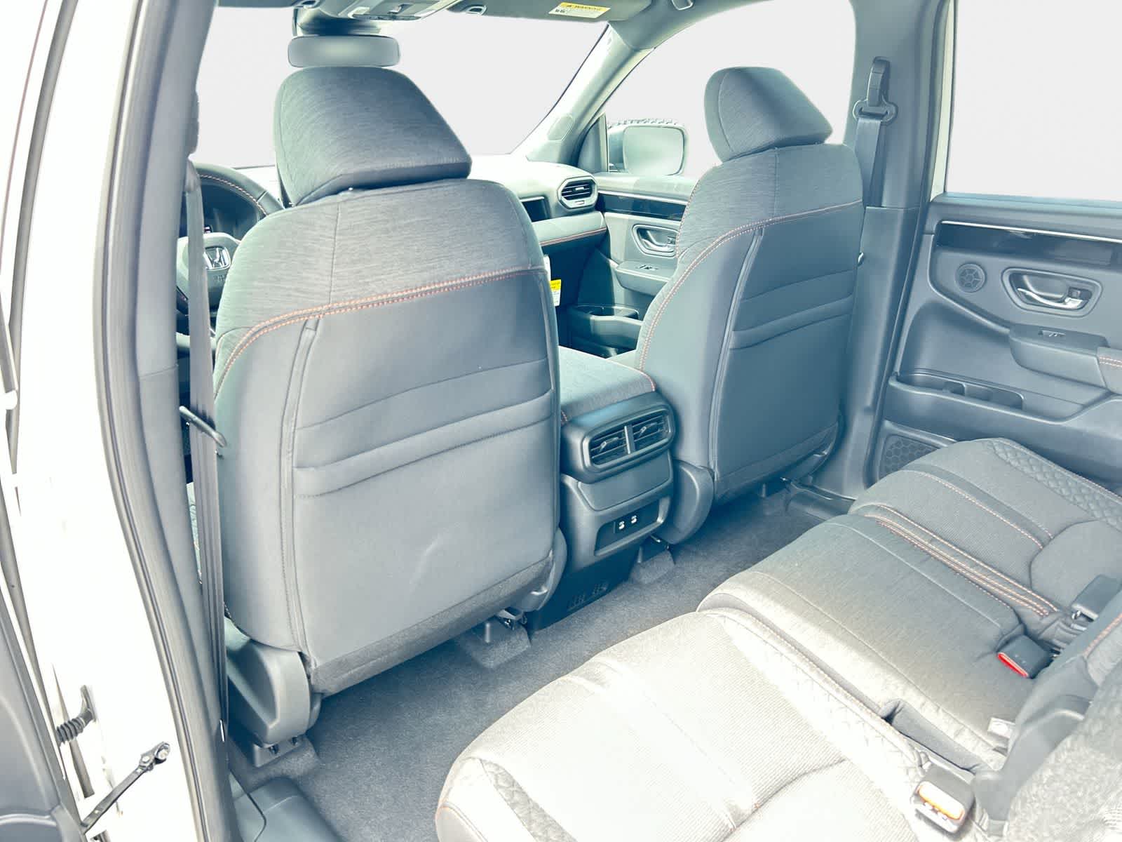 Thumbnail: 2026 Honda Pilot - 12