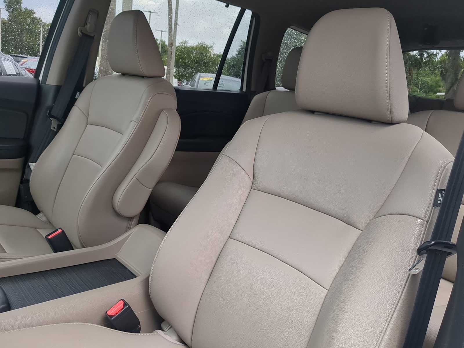 Thumbnail: 2019 Honda Pilot - 8