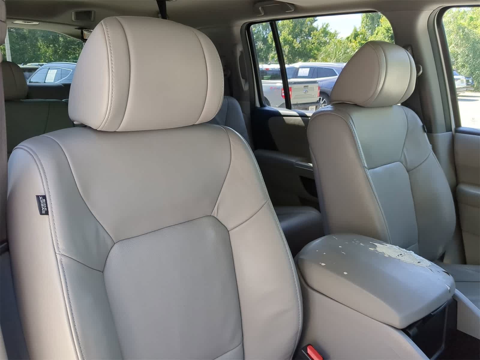 Thumbnail: 2011 Honda Pilot - 7