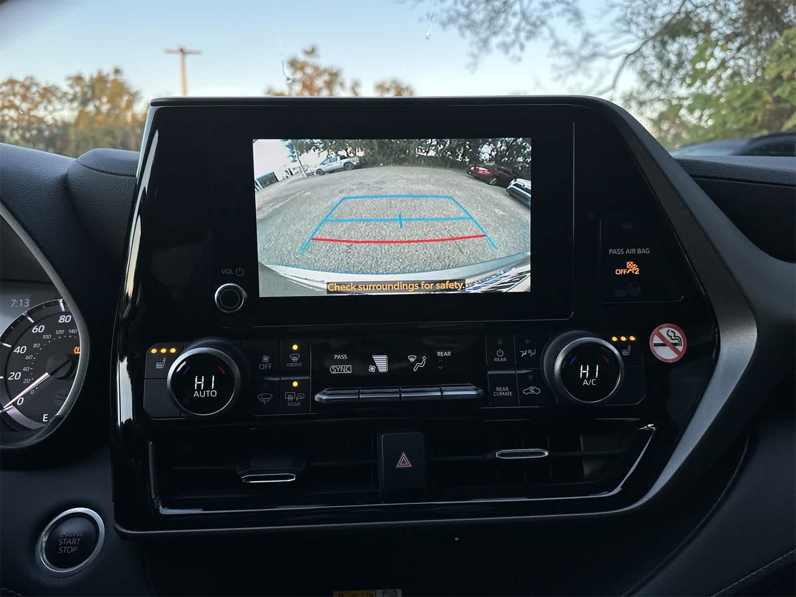 Thumbnail: 2024 Toyota Highlander - 22