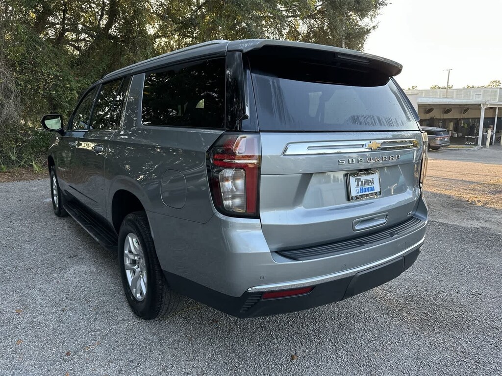 Used 2024 Chevrolet Suburban LT SUV
