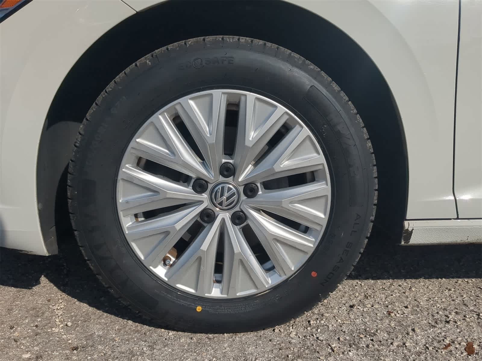 Thumbnail: 2020 Volkswagen Jetta - 10