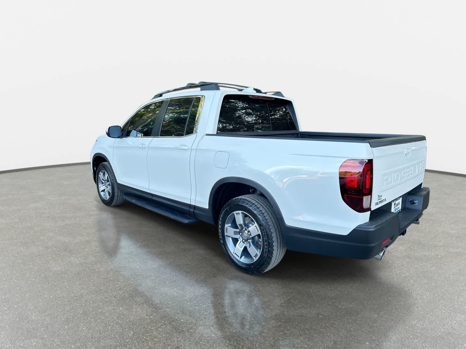 Thumbnail: 2026 Honda Ridgeline - 6