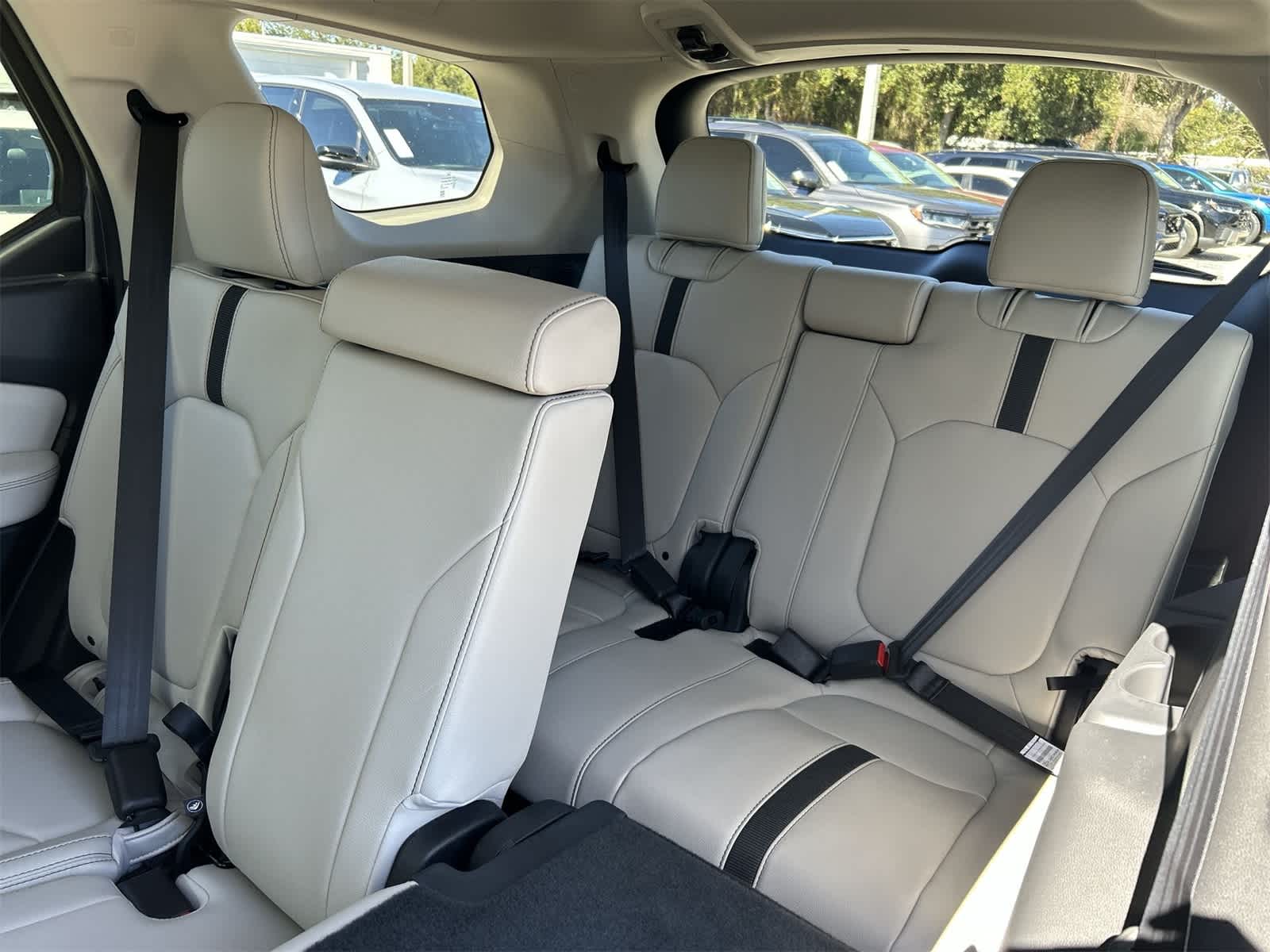 Thumbnail: 2026 Honda Pilot - 23