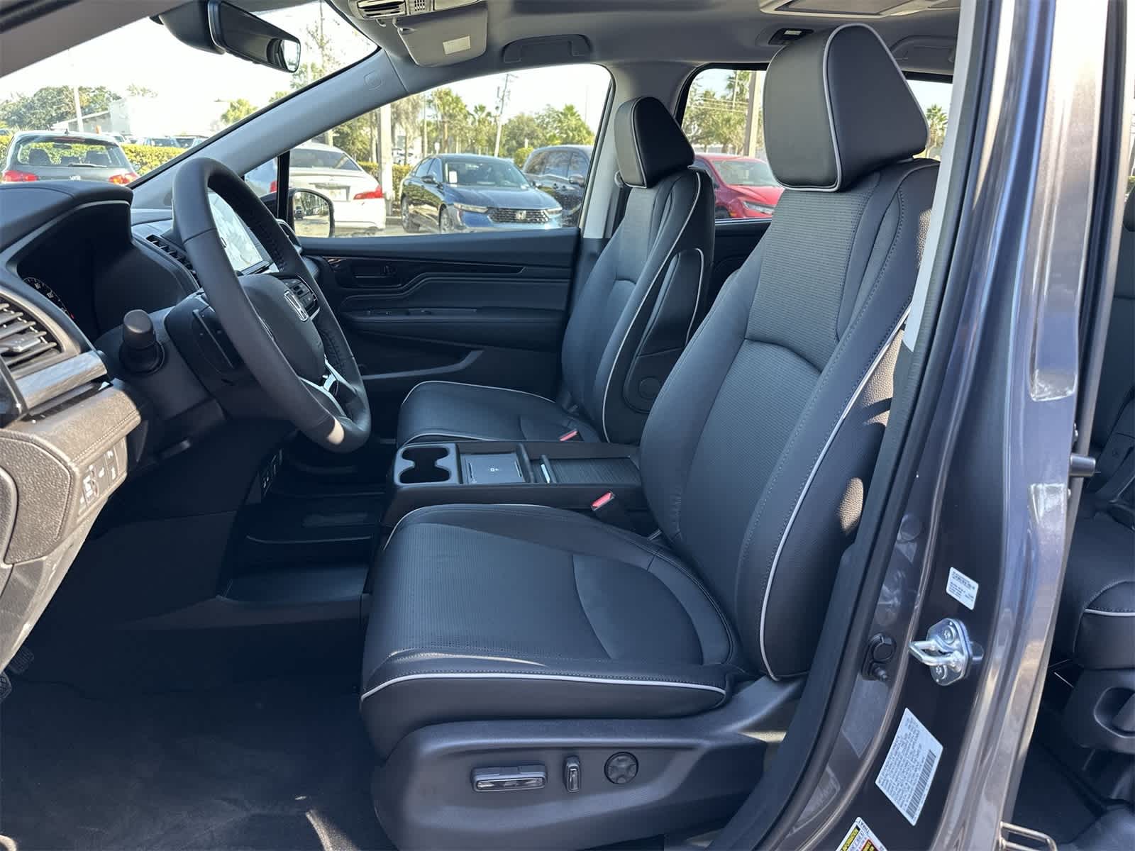 Thumbnail: 2026 Honda Odyssey - 11