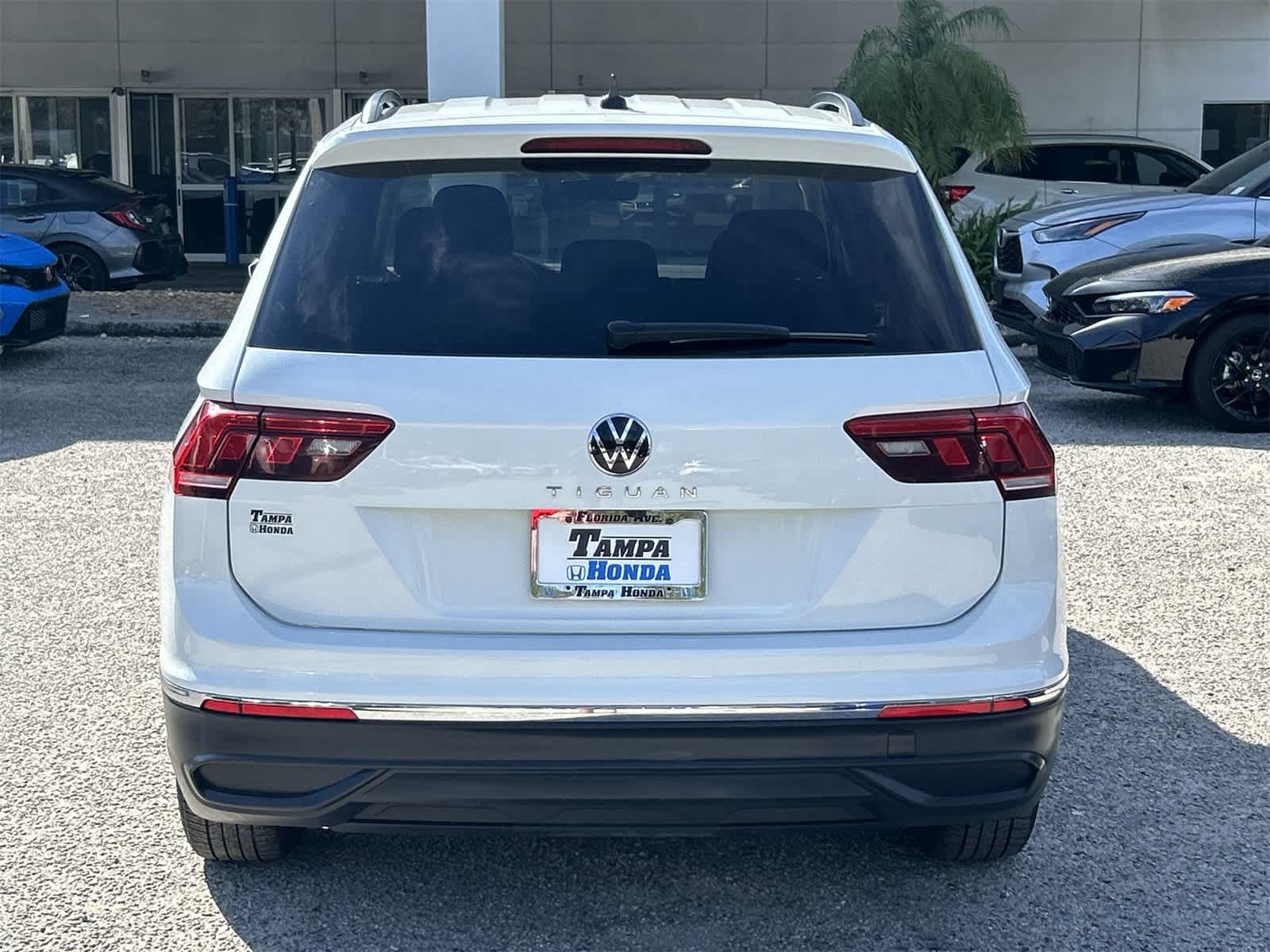 Thumbnail: 2024 Volkswagen Tiguan - 5