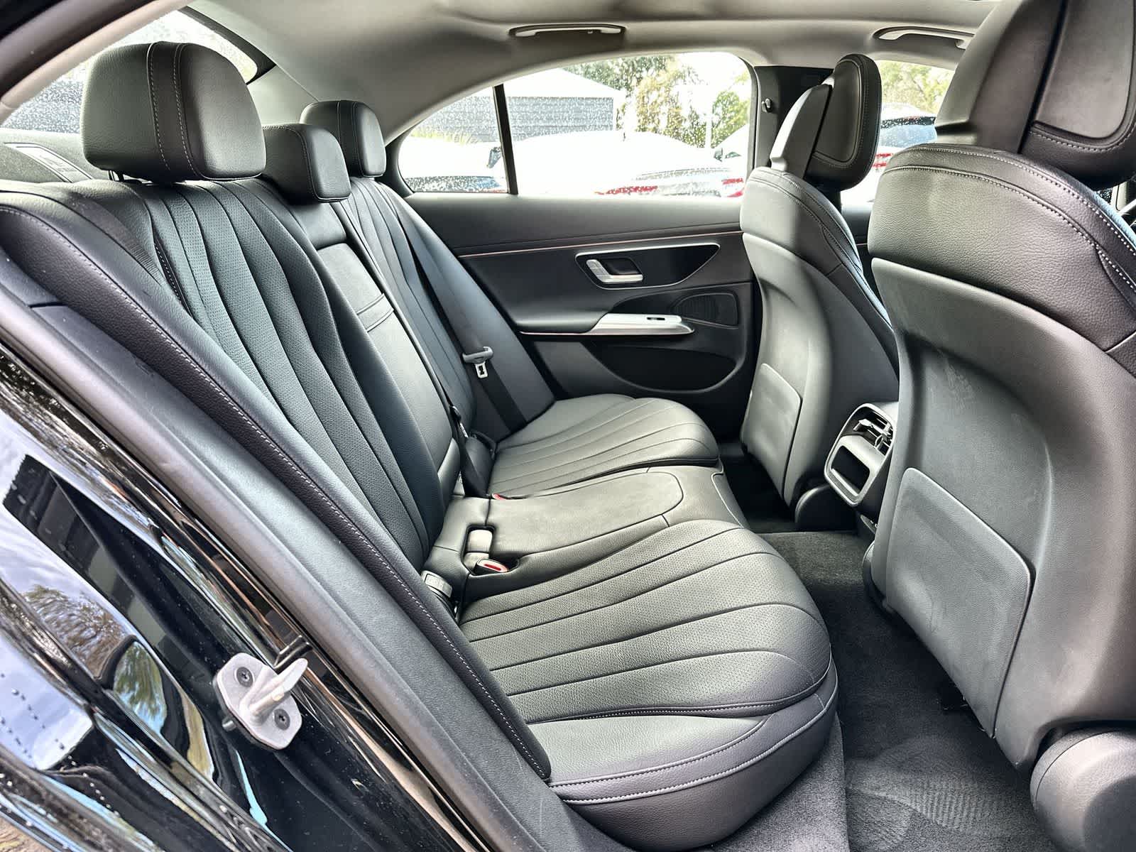 Thumbnail: 2025 Mercedes-Benz E-Class - 12