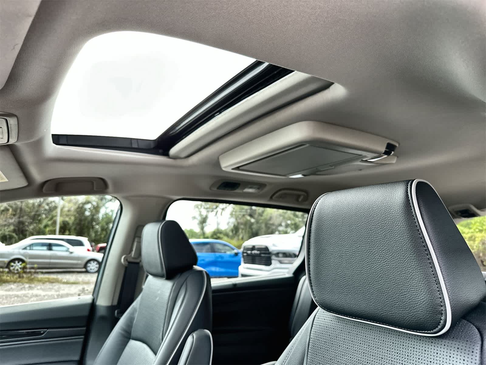 Thumbnail: 2026 Honda Odyssey - 22