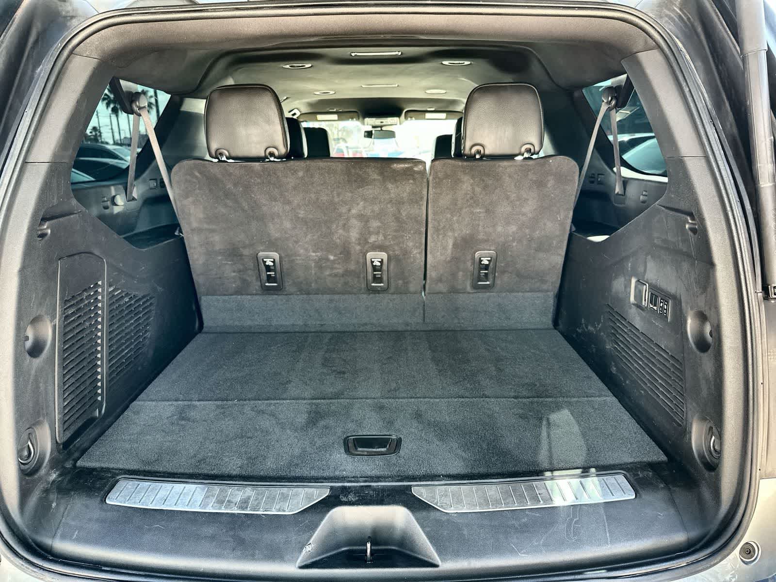 Thumbnail: 2023 GMC Yukon XL - 19