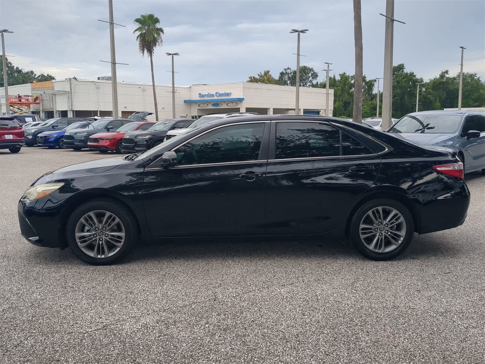 Thumbnail: 2015 Toyota Camry - 3
