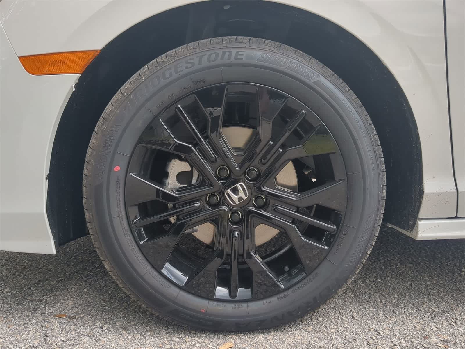Thumbnail: 2025 Honda Odyssey - 12
