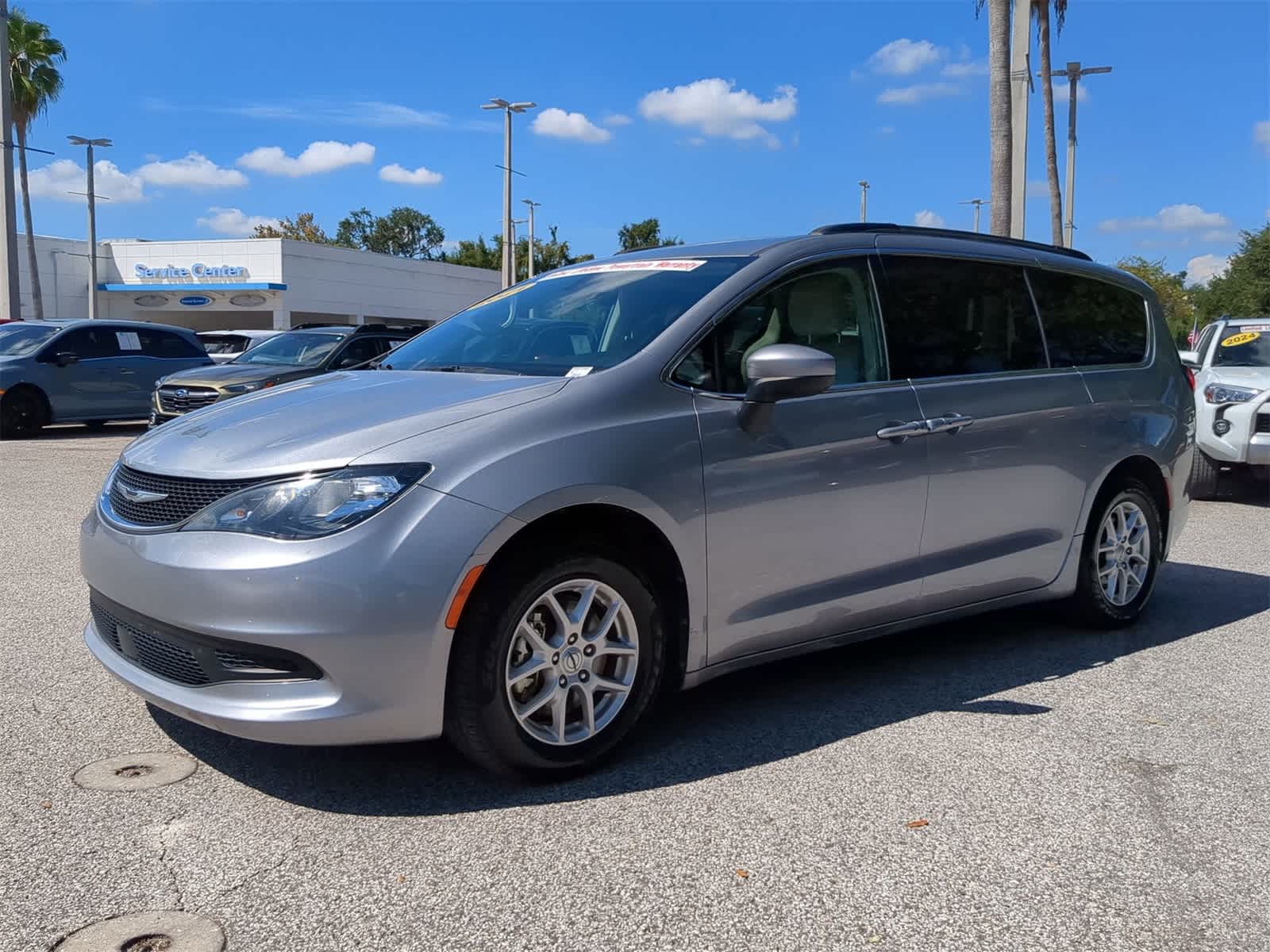 Thumbnail: 2021 Chrysler Voyager - 2