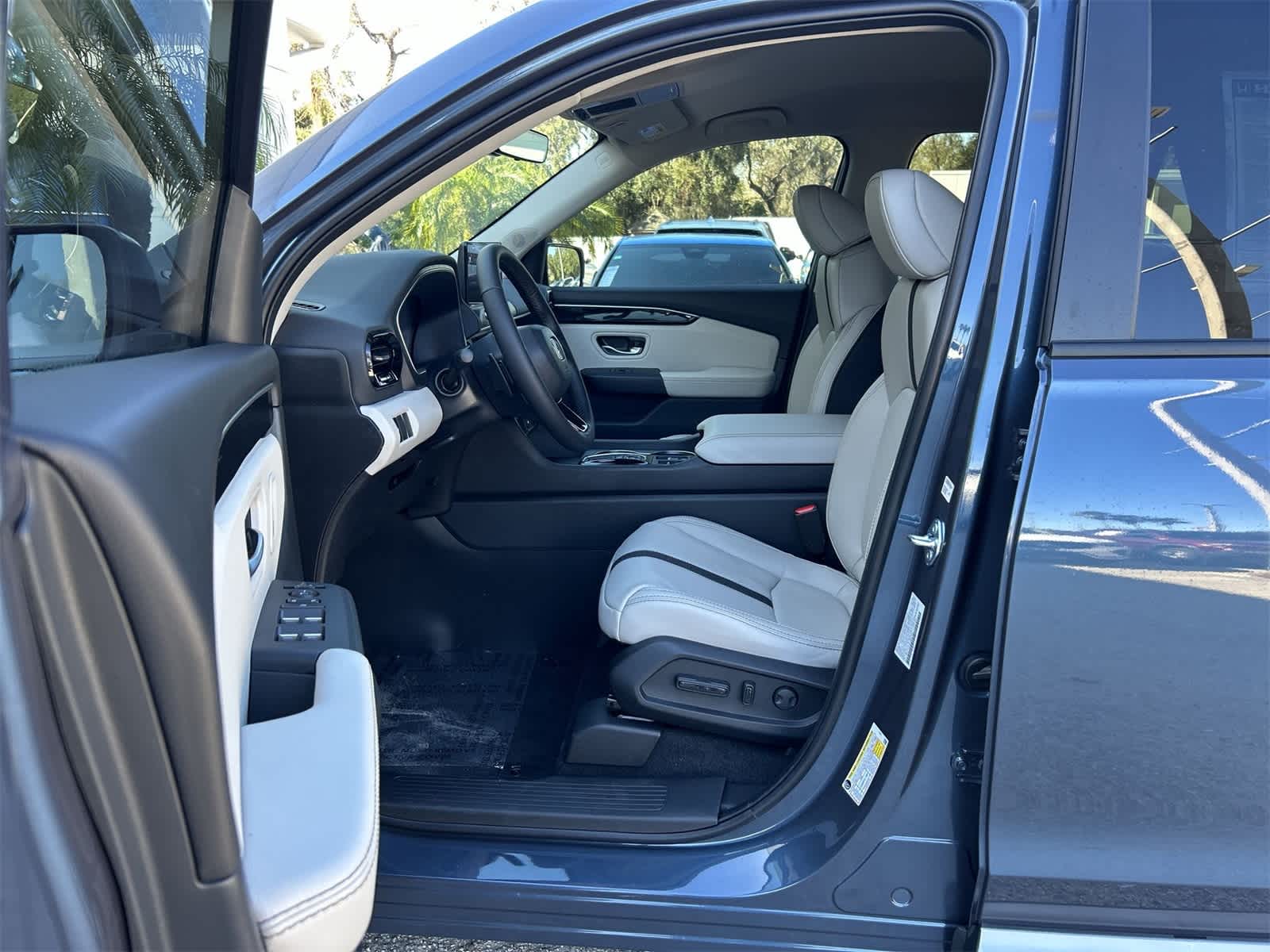 Thumbnail: 2026 Honda Pilot - 2