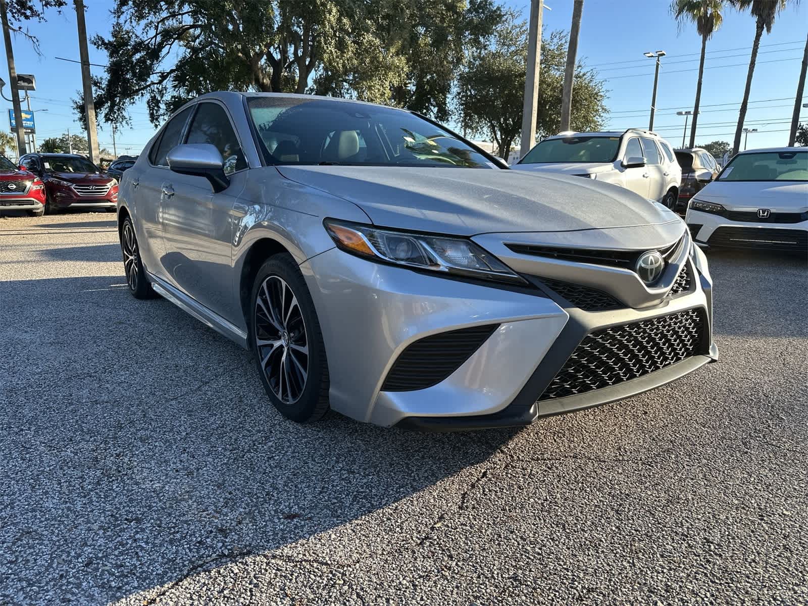 Thumbnail: 2018 Toyota Camry - 14