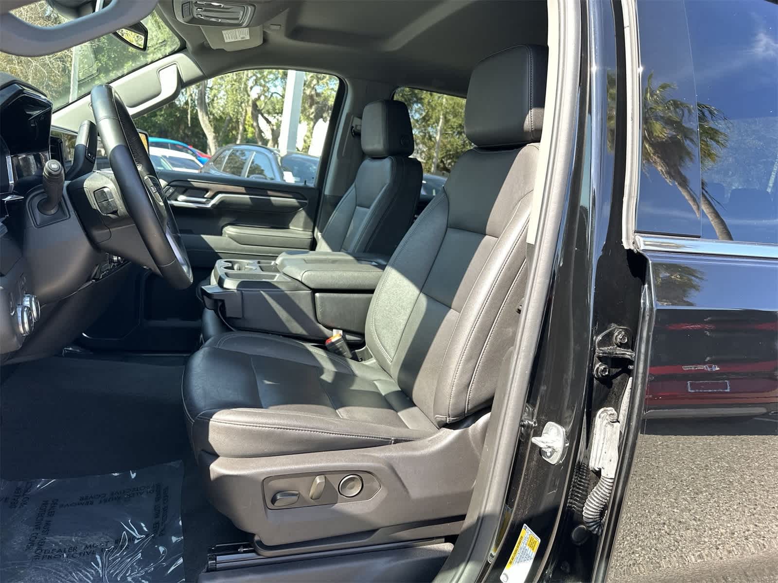 Thumbnail: 2025 GMC Sierra 1500 - 11