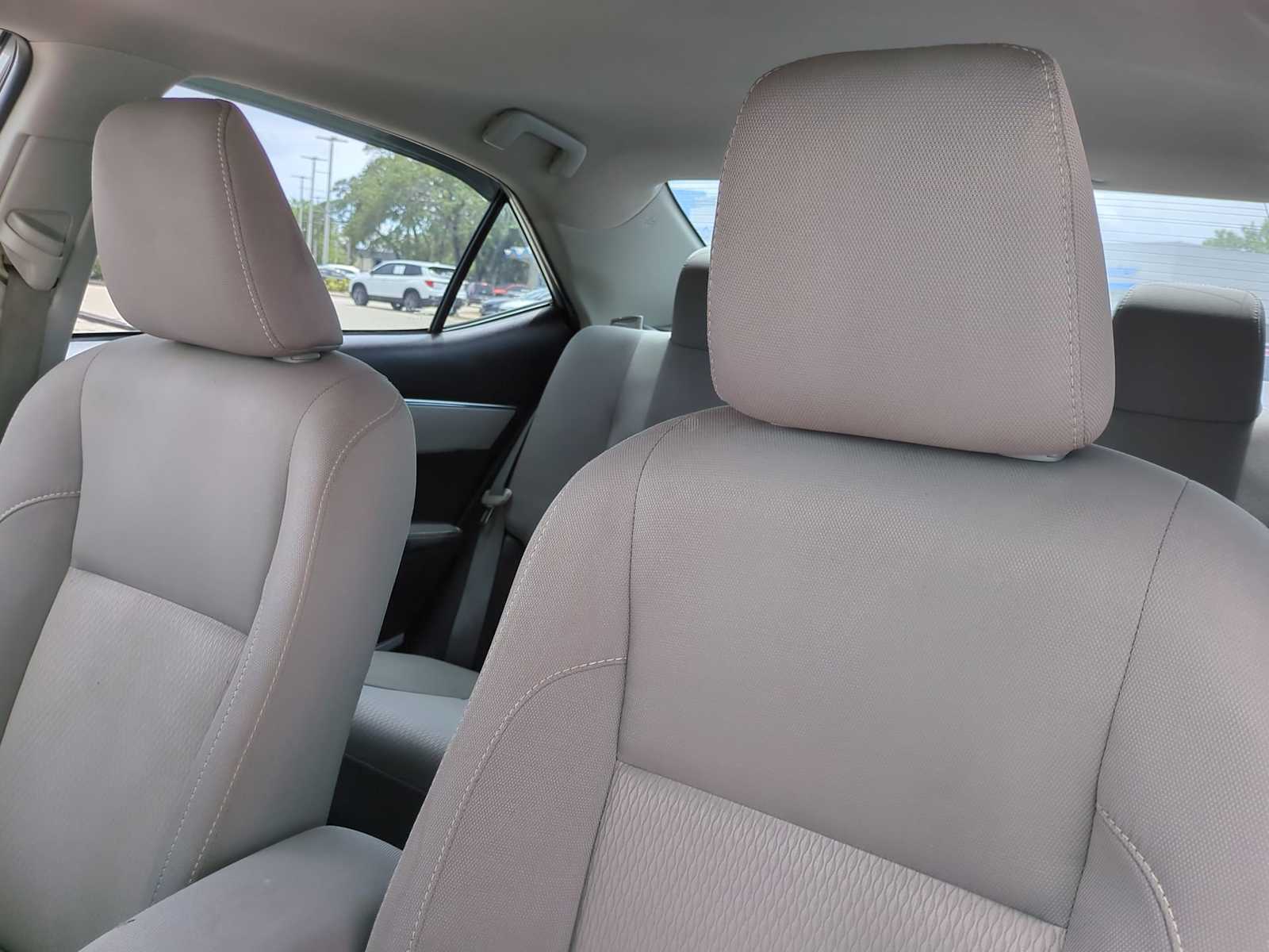 Thumbnail: 2014 Toyota Corolla - 8