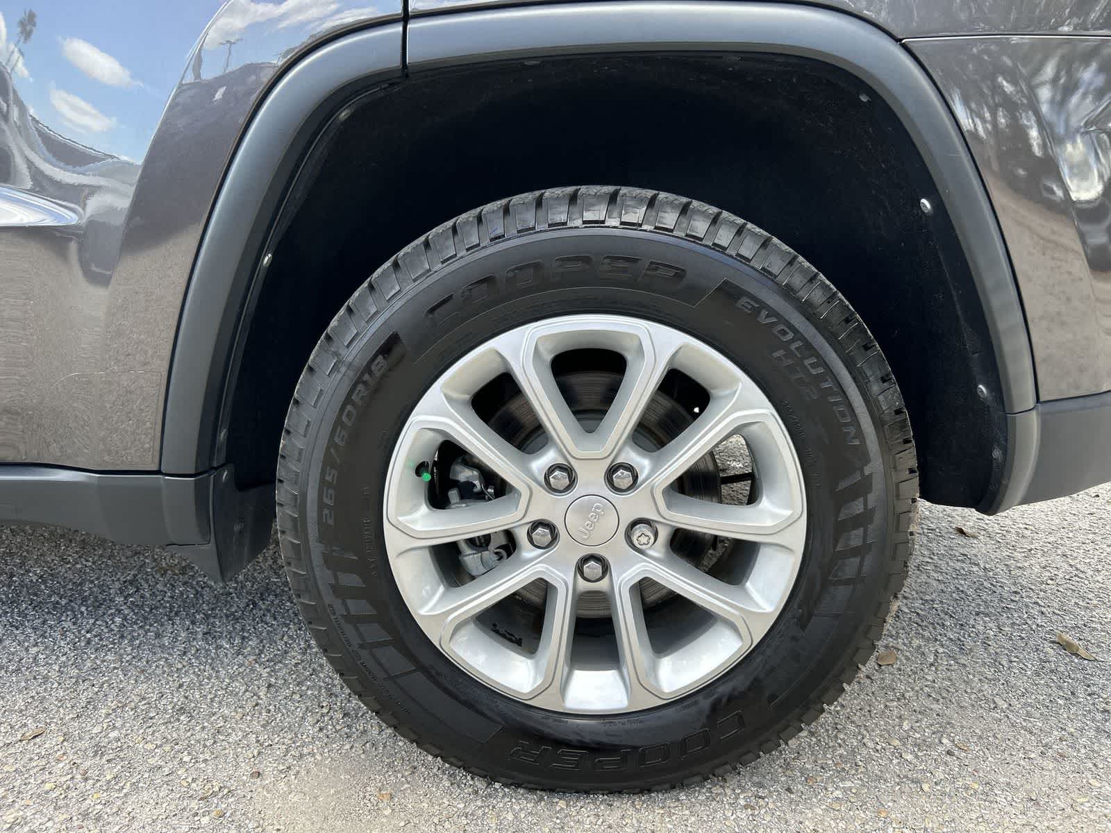 Thumbnail: 2021 Jeep Grand Cherokee - 7