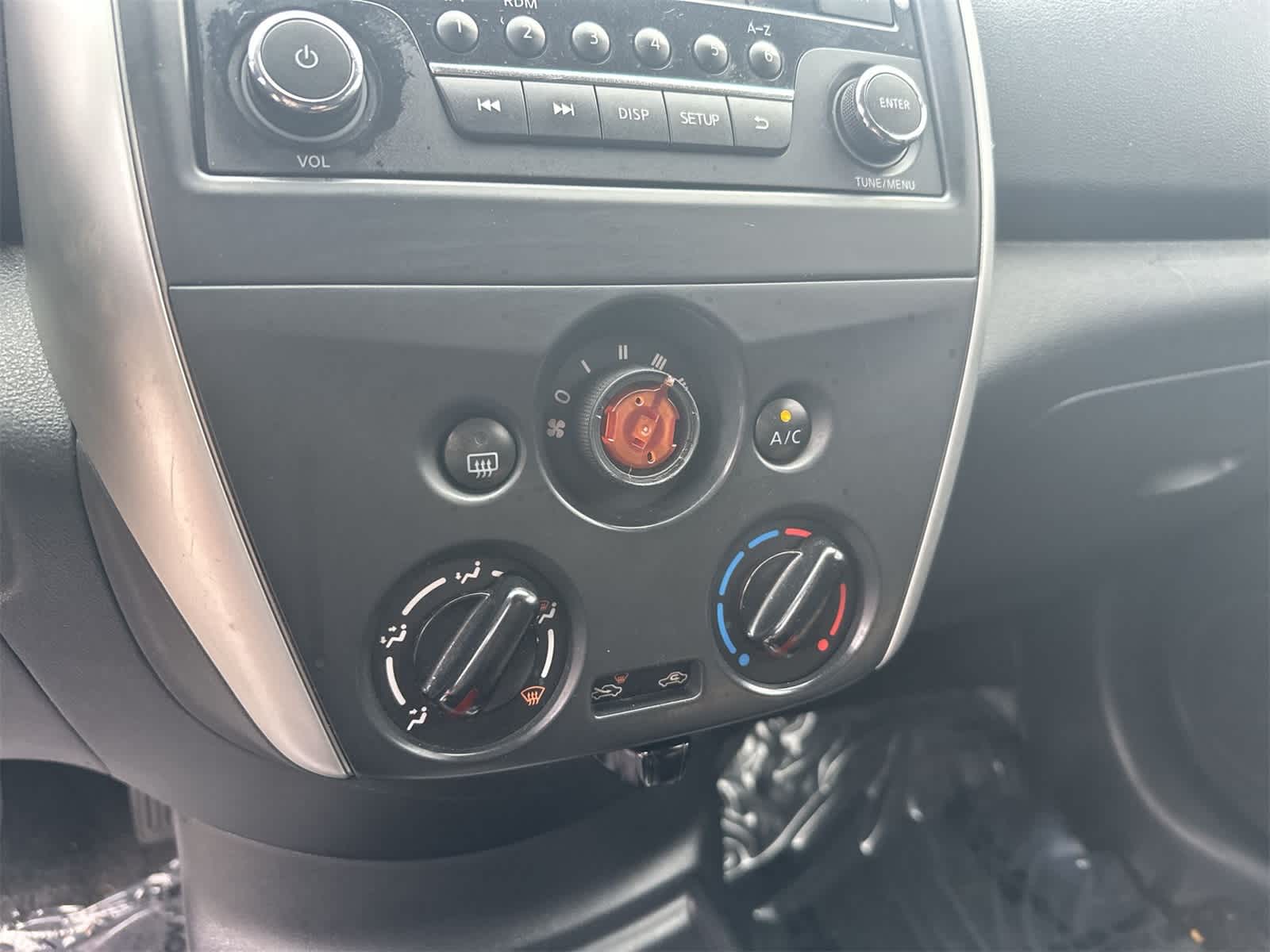 Thumbnail: 2016 Nissan Versa - 9