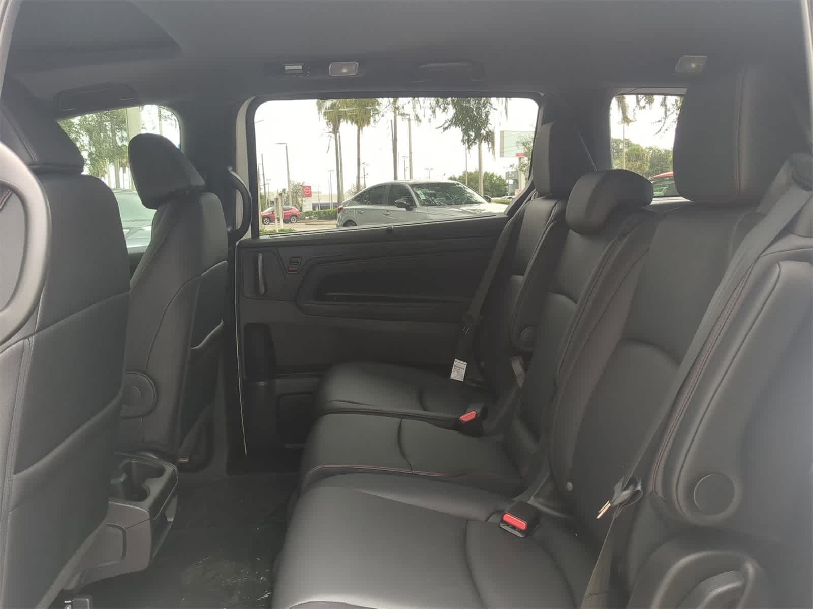 Thumbnail: 2025 Honda Odyssey - 15