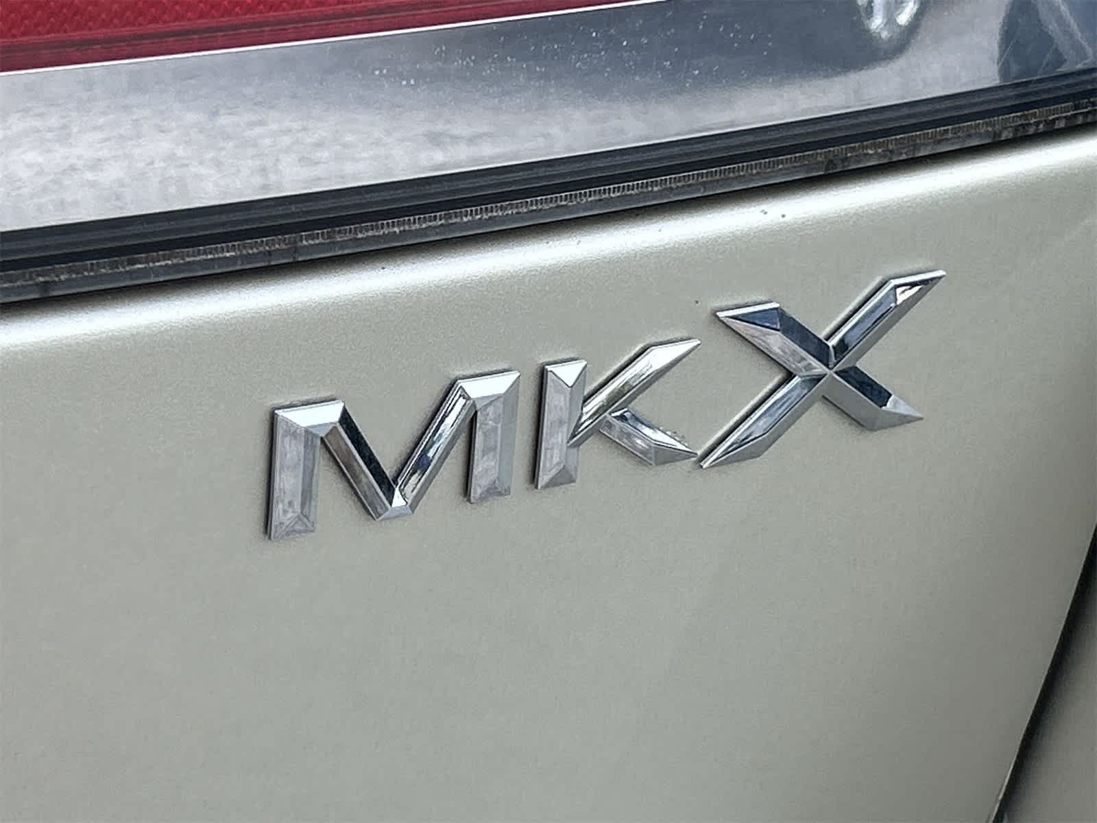 Thumbnail: 2010 Lincoln MKX - 22