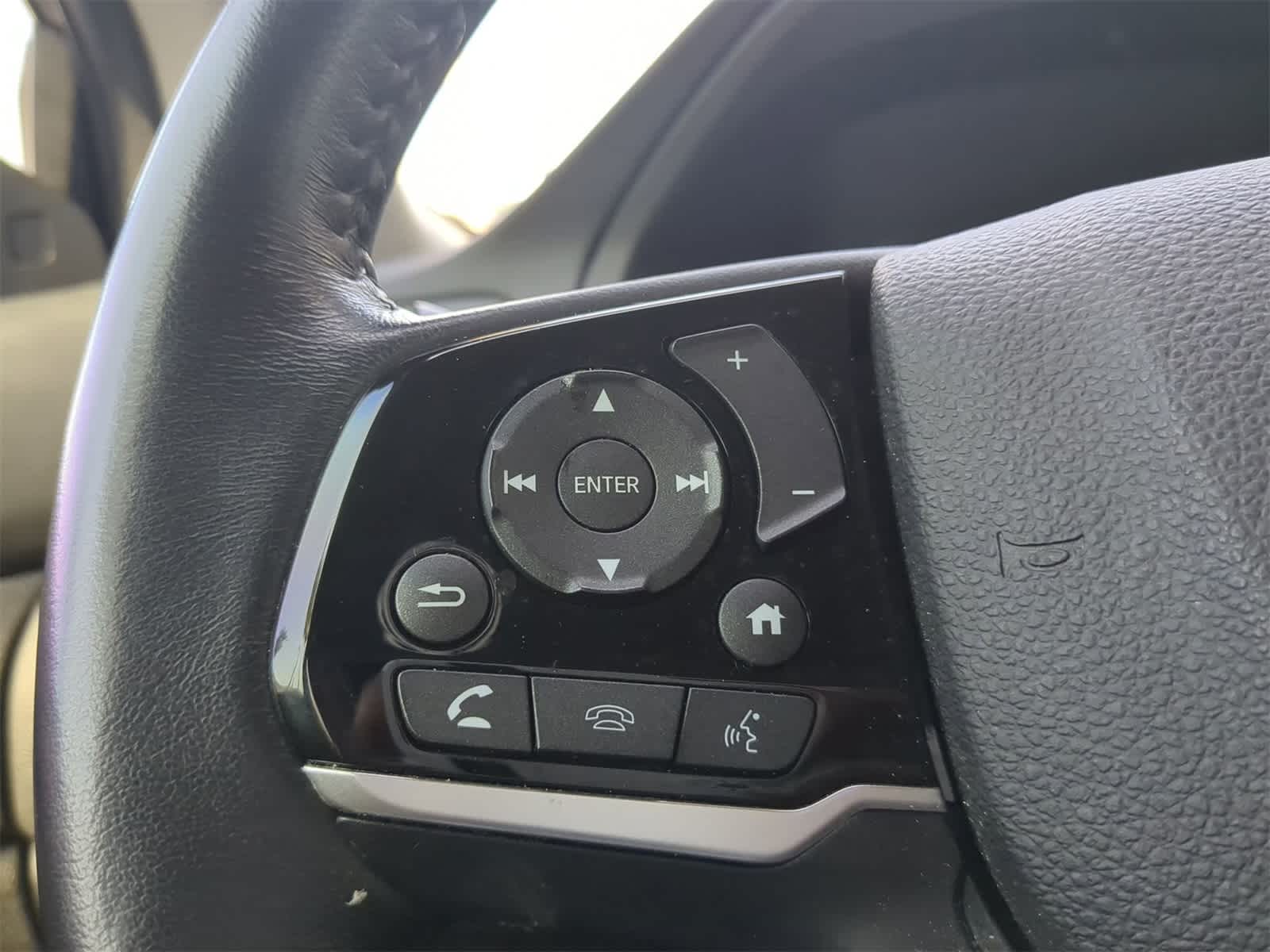 Thumbnail: 2022 Honda Pilot - 24