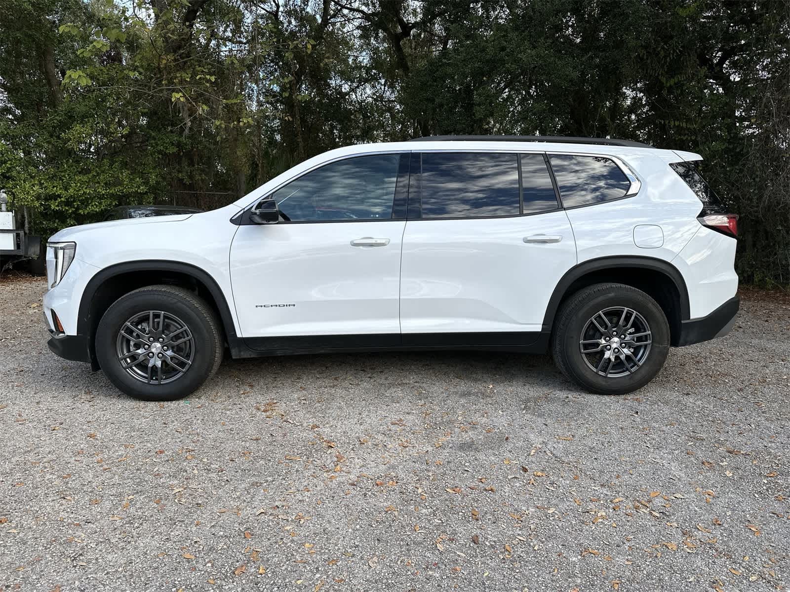 Thumbnail: 2025 GMC Acadia - 3