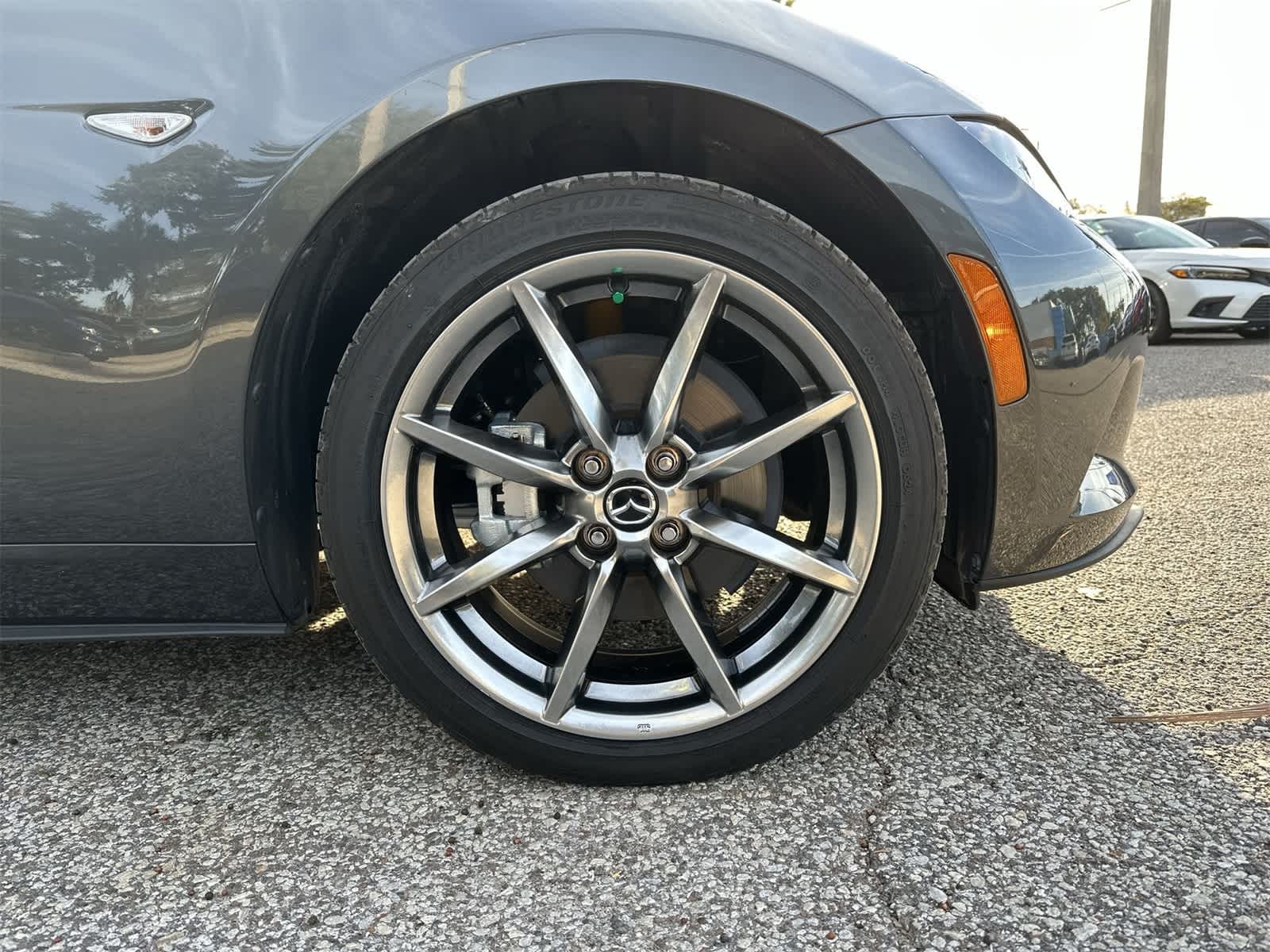 Thumbnail: 2022 Mazda MX-5 Miata - 11