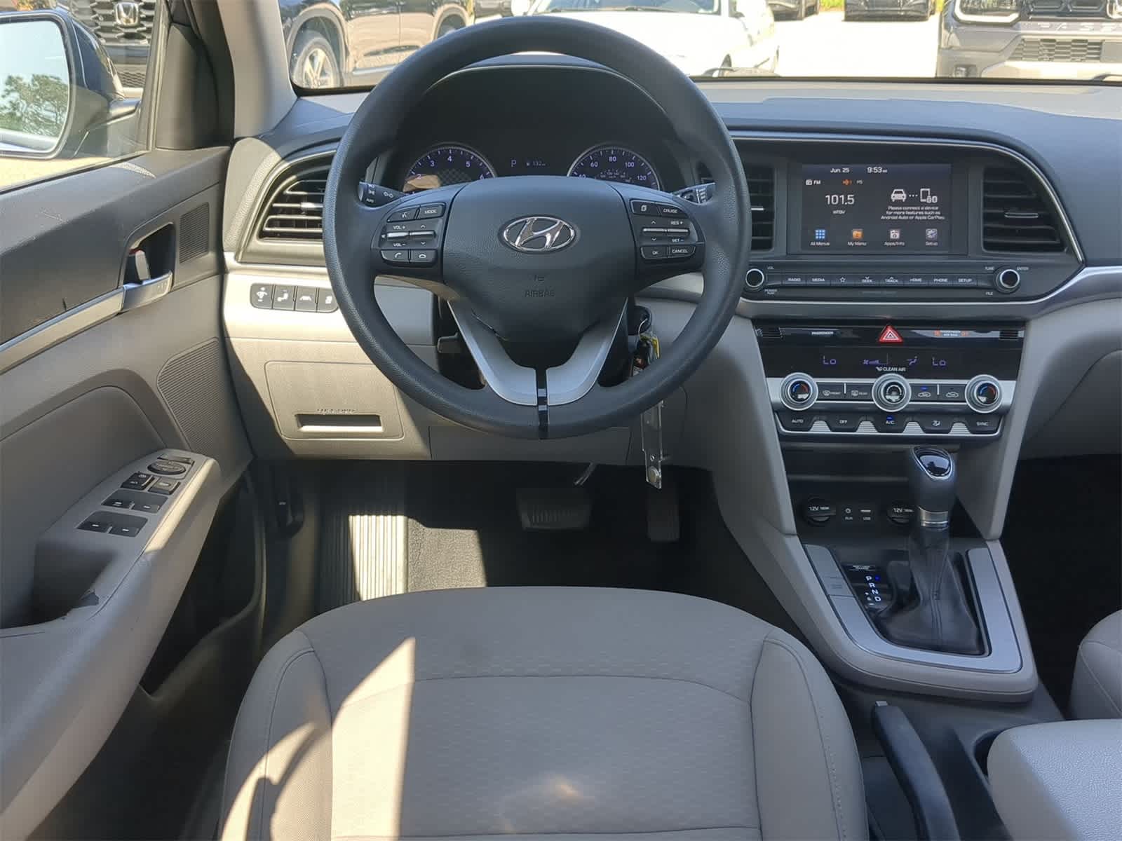 Thumbnail: 2020 Hyundai Elantra - 15