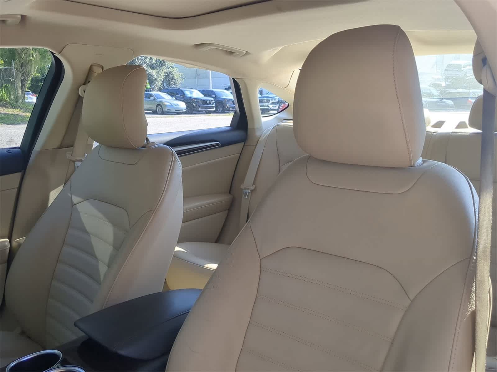 Thumbnail: 2013 Ford Fusion - 8