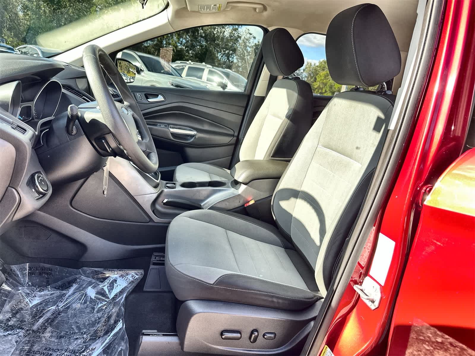 Thumbnail: 2014 Ford Escape - 11