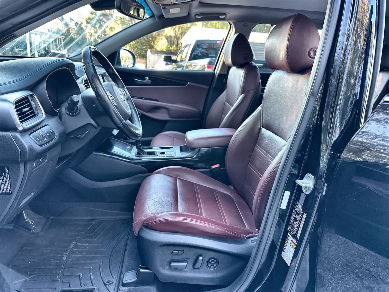 Thumbnail: 2018 Kia Sorento - 11