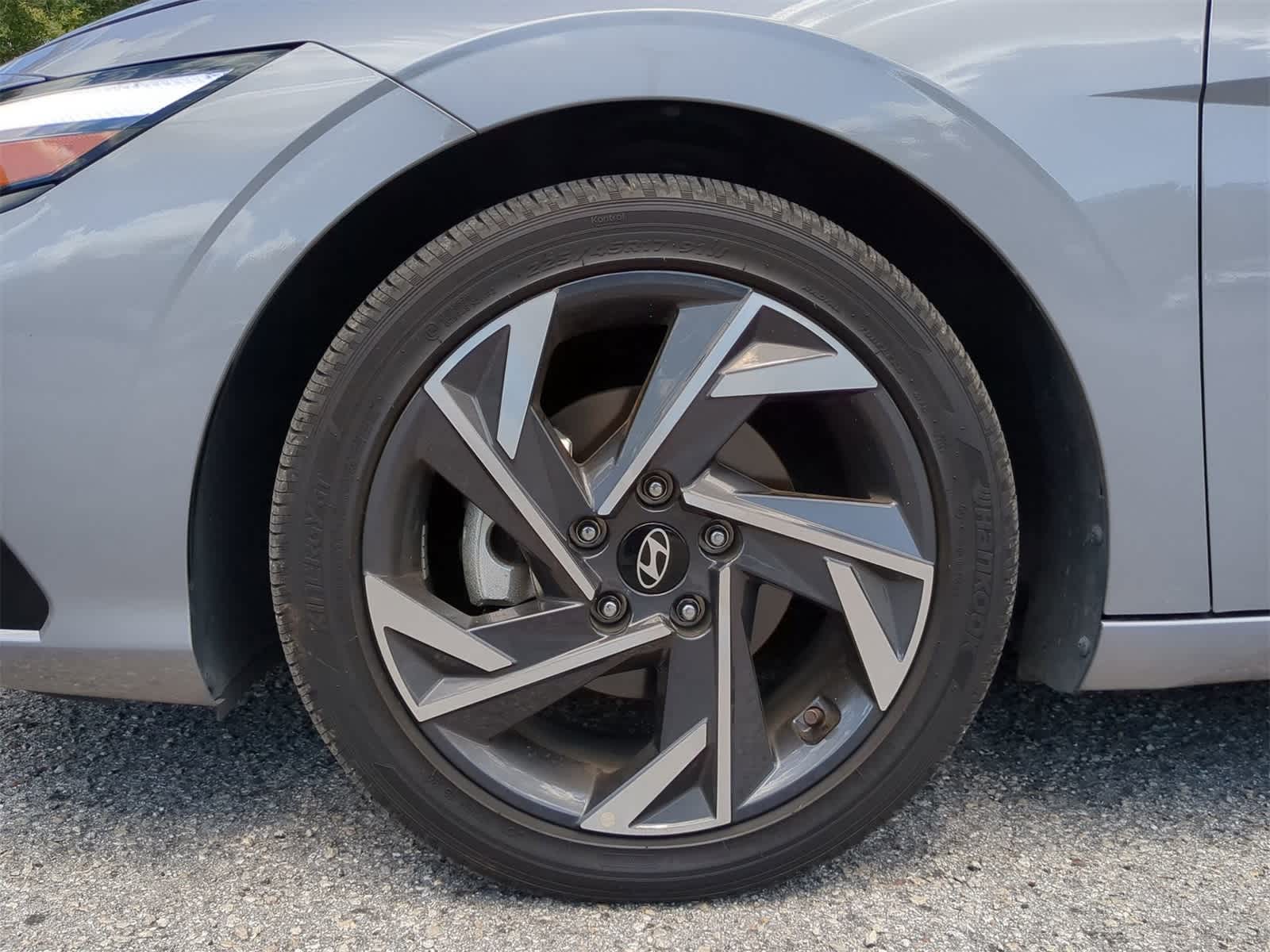 Thumbnail: 2025 Hyundai Elantra - 11