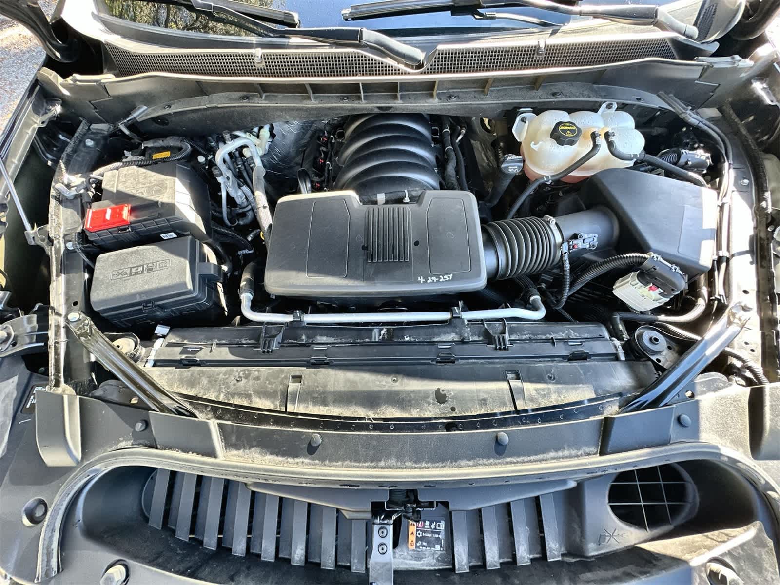 Thumbnail: 2024 Chevrolet Tahoe - 9